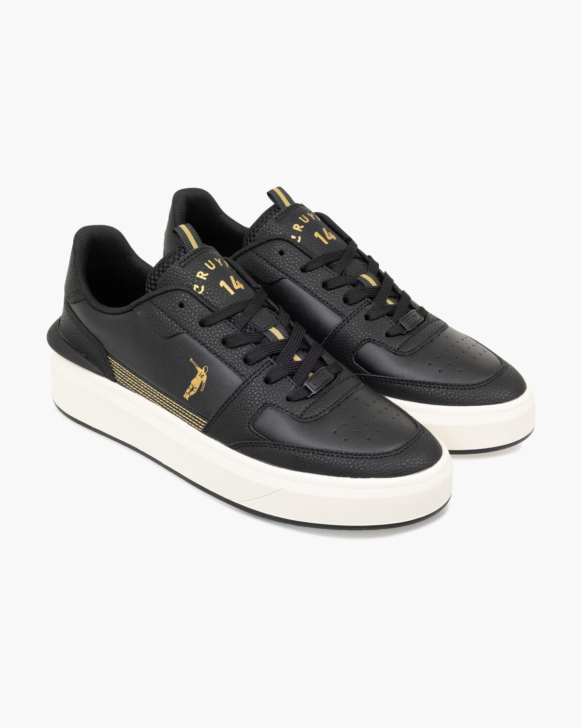 Cruyff Endorsed Tennis Sneaker: Stylish Black & White Performance Footwear