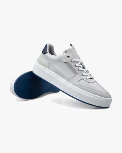 Cruyff Endorsed Tennis Sneaker: Grey Leather, Cushioned Insole, Gold Accents