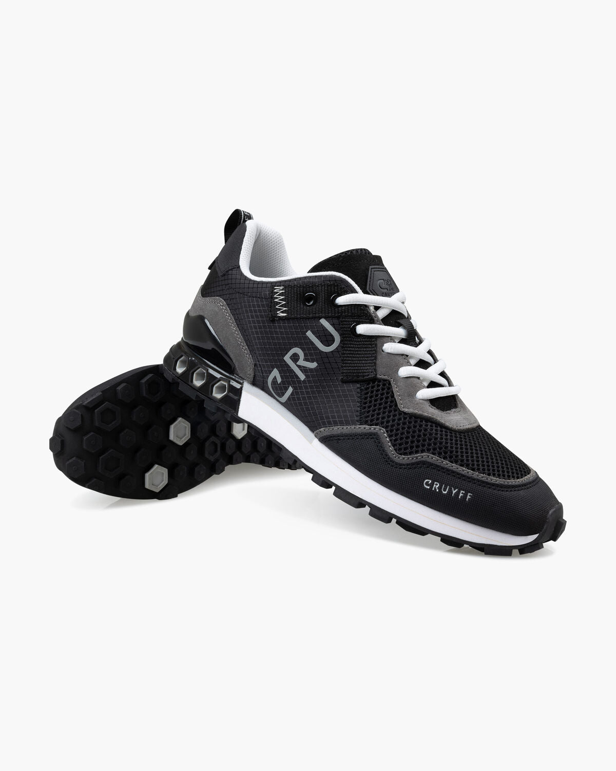 Cruyff Superbia Hex-Tech Sneaker: Durable, Cushioned, Stylish Footwear for Men