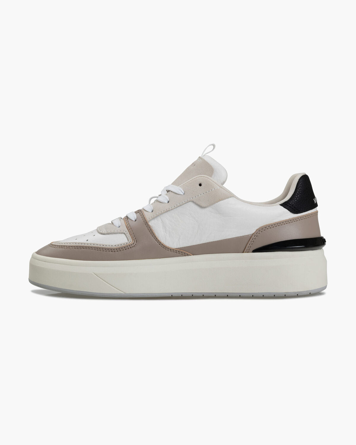 Surefire Tennis Sneaker: White Minimalist Luxury for Casual Sportswear