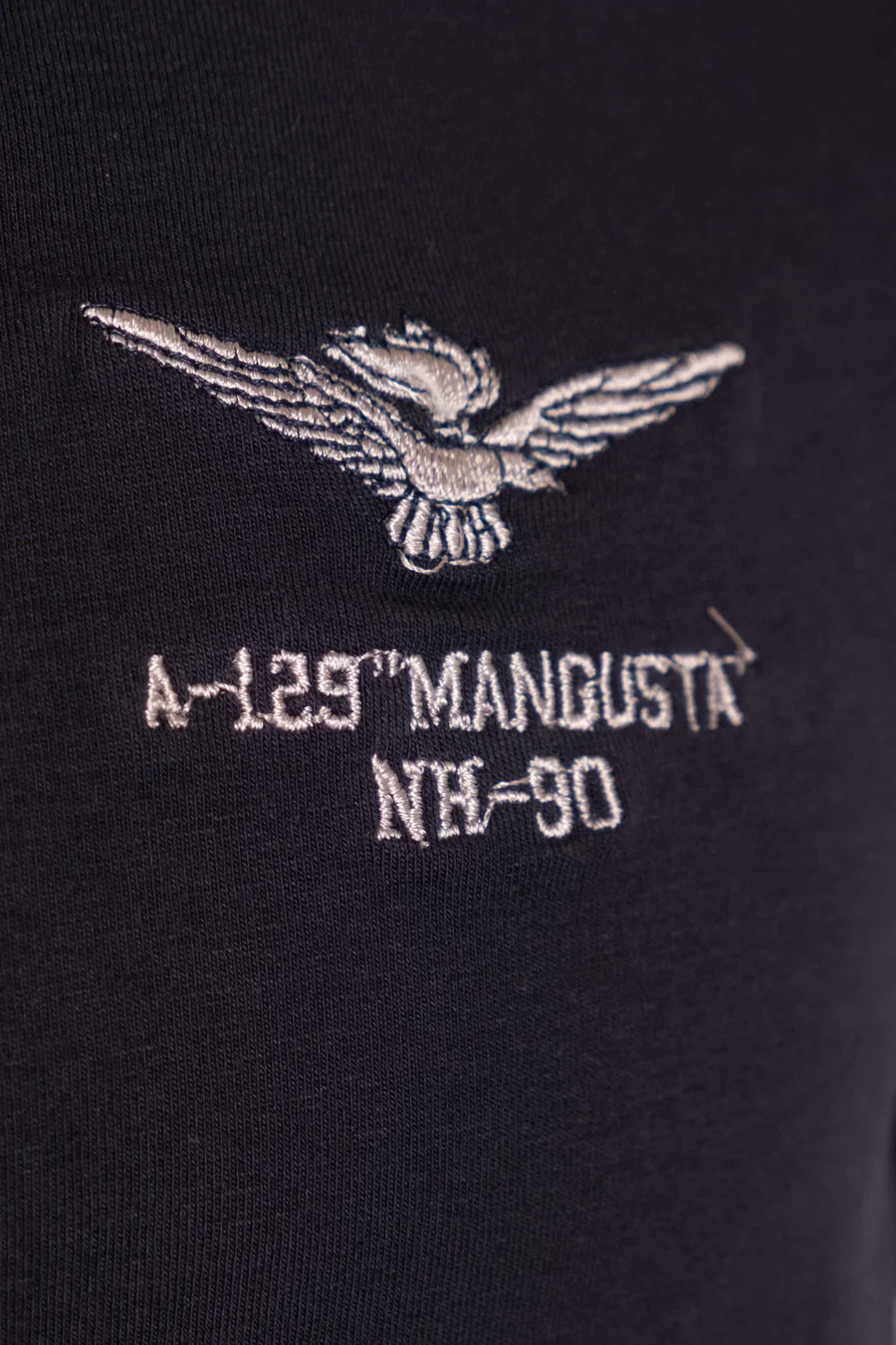 Esercito Geor Navy T-Shirt: Classic Style, Embroidered Branding, Ultimate Comfort Fit