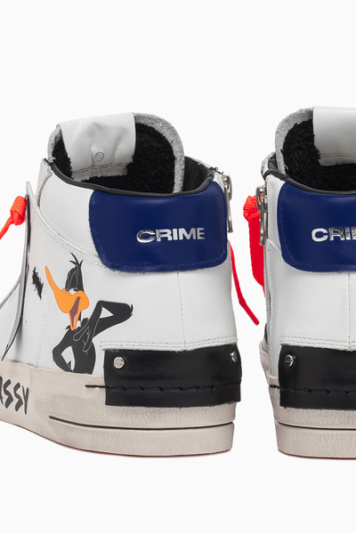 Daffy Duck White Mid-Top Sneaker with Graffiti Outsole for Ultimate Style