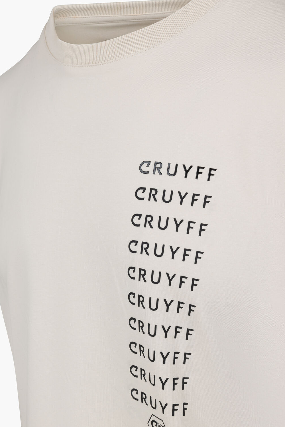 Cruyff Cream Creditos T-Shirt: Stylish, Bold Branding, Comfortable Fit, Durable Wardrobe Staple