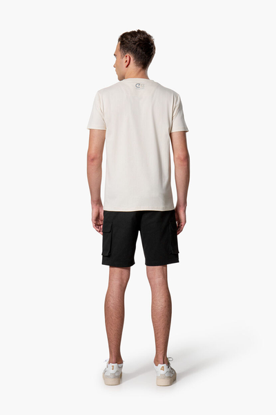 Cruyff Cream Creditos T-Shirt: Stylish, Bold Branding, Comfortable Fit, Durable Wardrobe Staple