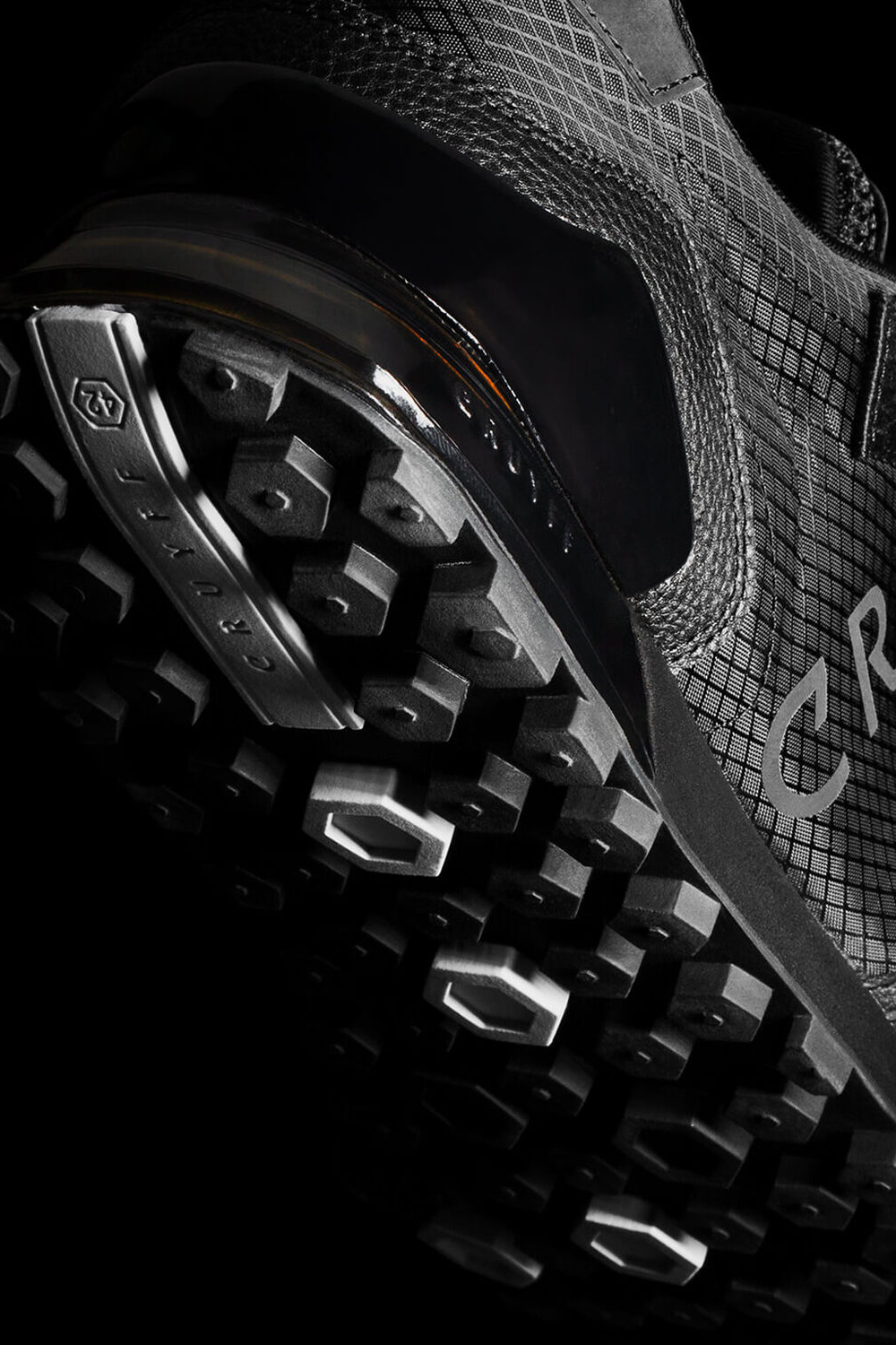 Cruyff Superbia Black Sneaker: Reflective Ripstop Mesh, Comfortable, Stylish, Durable