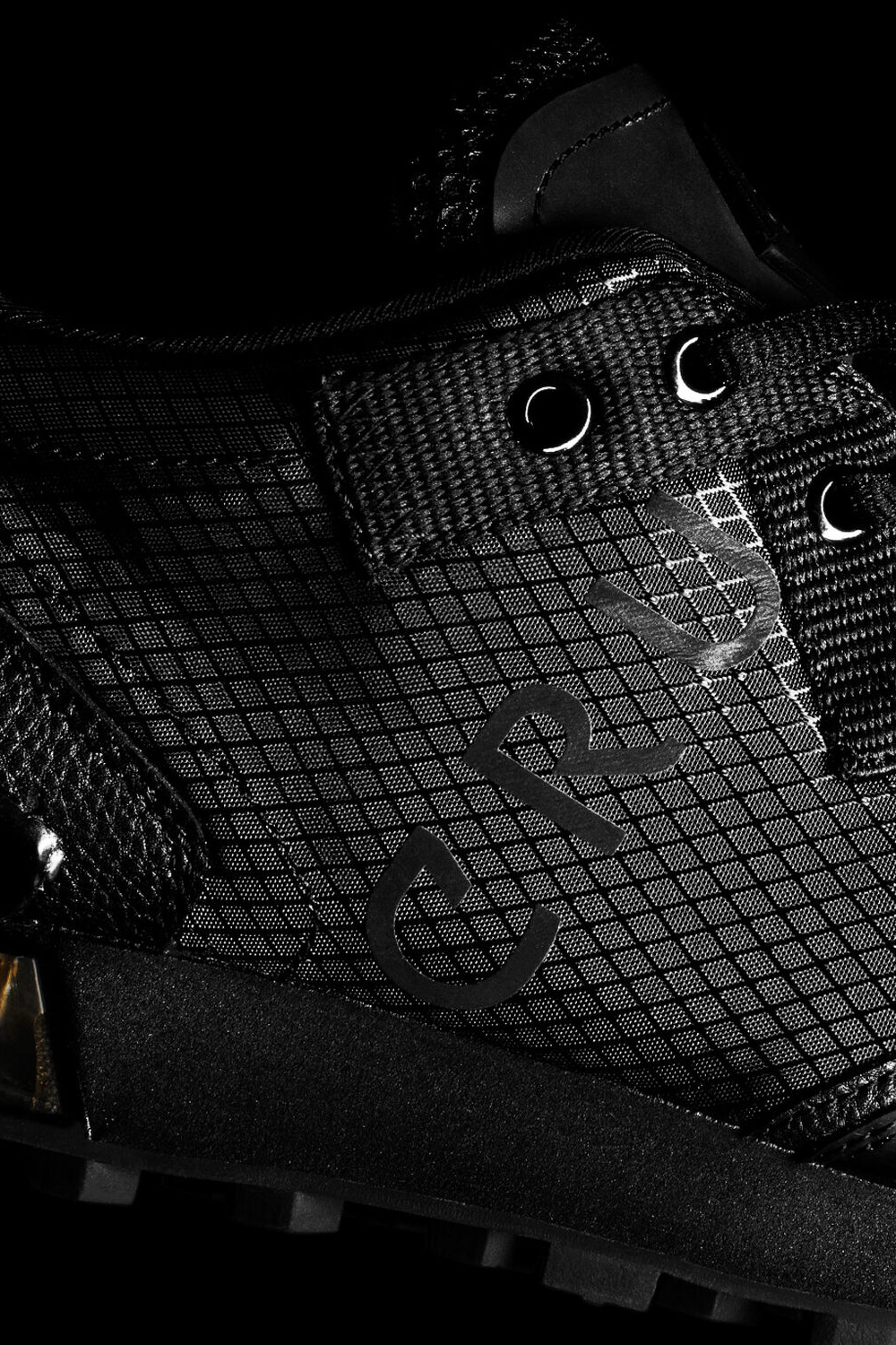 Cruyff Superbia Black Sneaker: Reflective Ripstop Mesh, Comfortable, Stylish, Durable