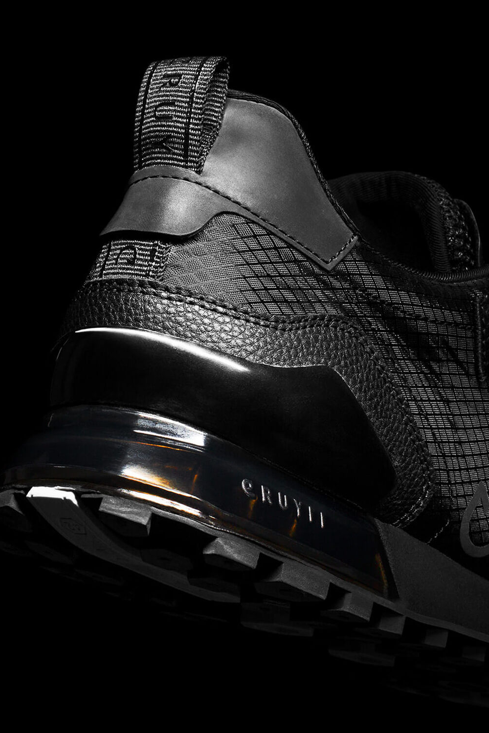 Cruyff Superbia Black Sneaker: Reflective Ripstop Mesh, Comfortable, Stylish, Durable