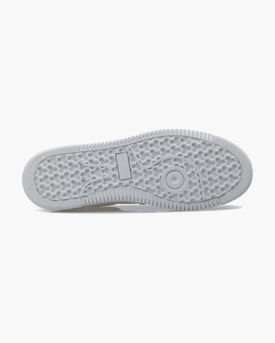 Cruyff Libero Sneaker: White Low-Cut Lace-Up for Versatile Style