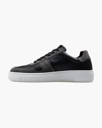 Cruyff Libero Black Perforated Suede Sneaker: Stylish Low-Cut Comfort Footwear for Men