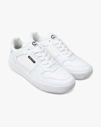 Cruyff Indoor King Tumbled/Fine White Low-Cut Performance Sneaker for Men