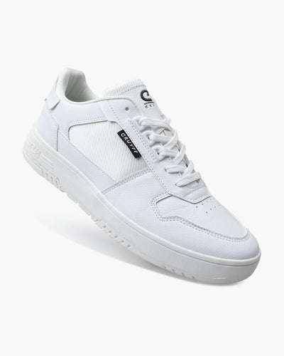 Cruyff Indoor King Tumbled/Fine White Low-Cut Performance Sneaker for Men
