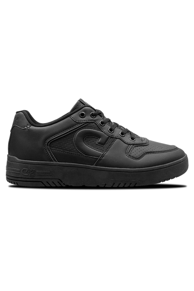 Cruyff Royal C Sneaker: Premium Black Lace-Up with Iconic Insignia for Men