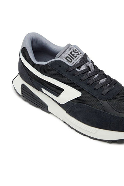 Diesel S-Tyche D Sneaker: Black Lace-Up Comfort & Style for Winter