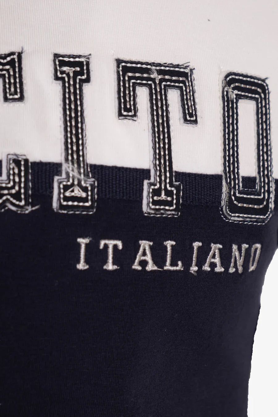 Esercito Davis Golf Polo: White & Navy Embroidered Performance Golfer