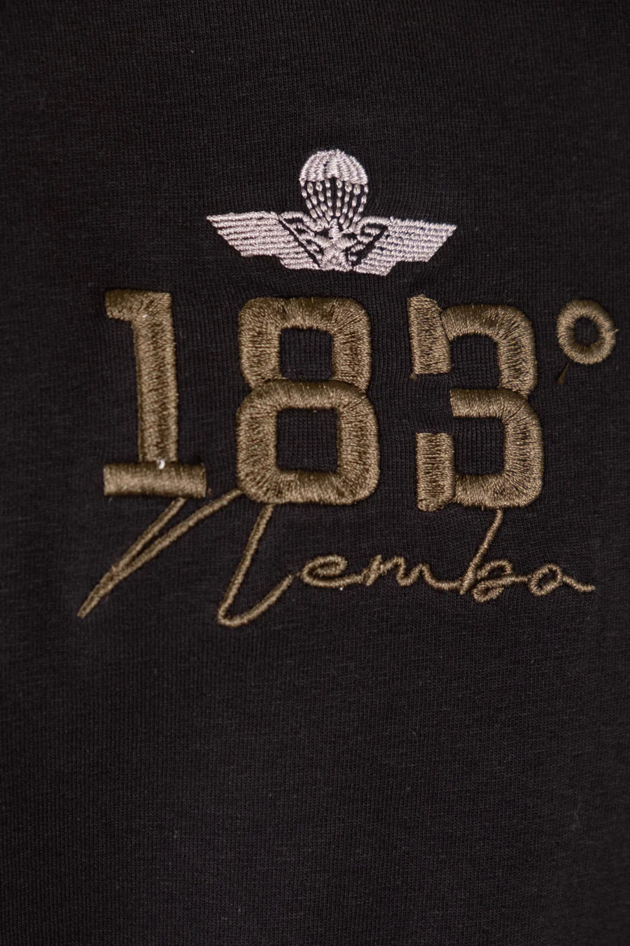 Esercito Nemot Black Cotton Jersey Golfer: Classic Style, Embroidered Details