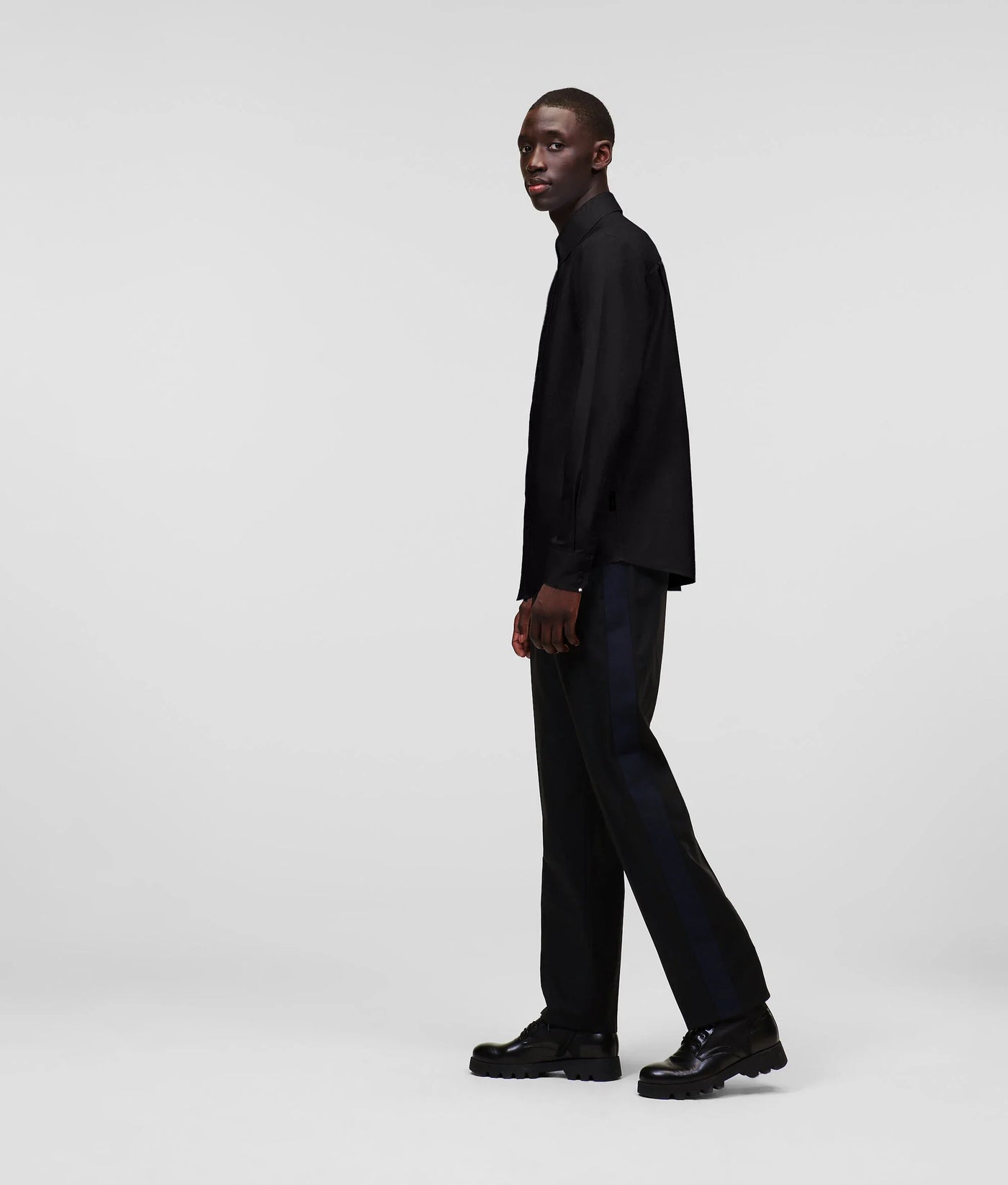 Karl Lagerfeld Ikonik 2.0 Poplin Shirt: Premium Cotton, Iconic Design, Black