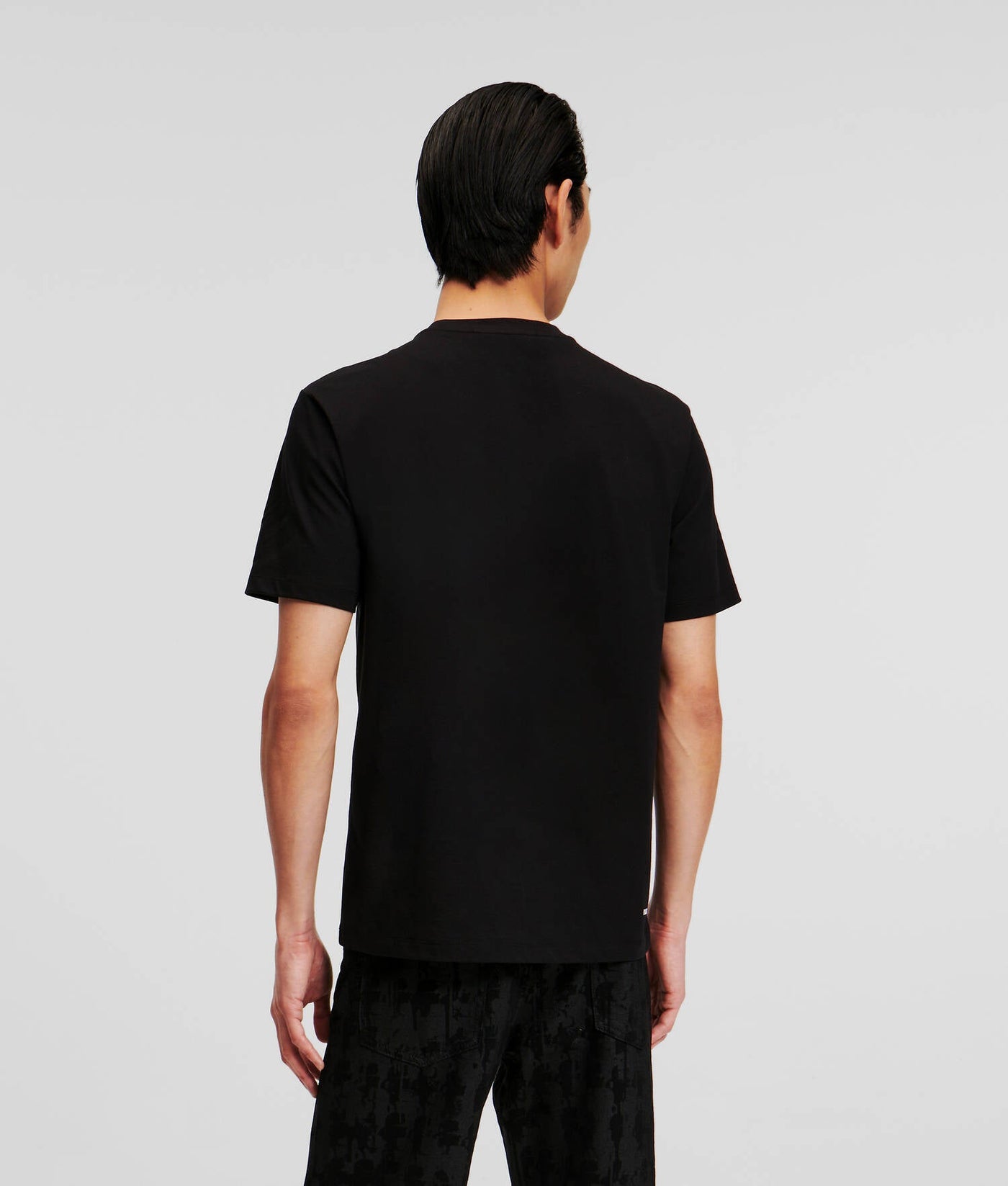 Karl Lagerfeld Kameo Logo T-Shirt: Organic Cotton, Black, Iconic Style, Regular Fit