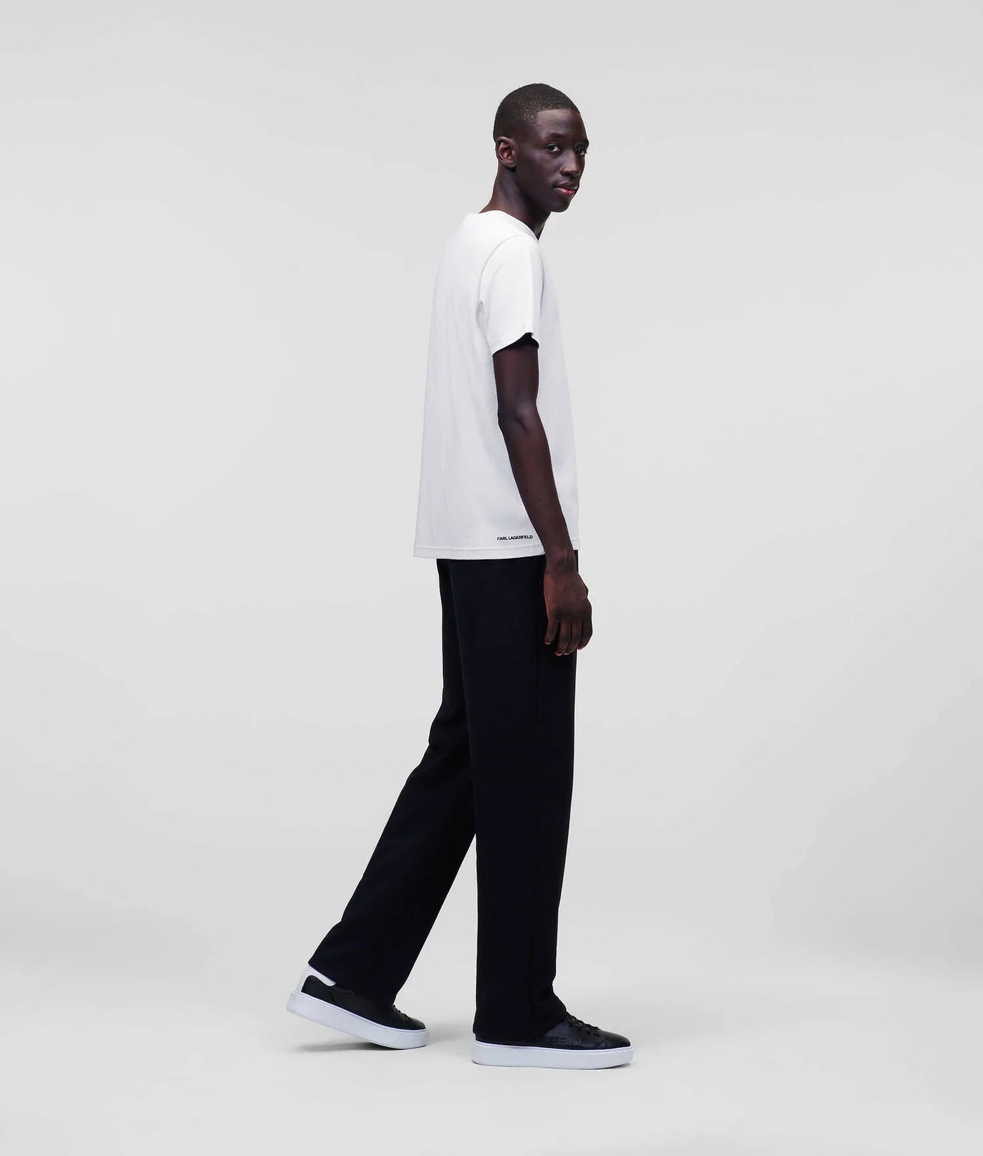 Karl Lagerfeld Ikonik 2.0 Mini Patch T-Shirt: Modern Style, Organic Cotton