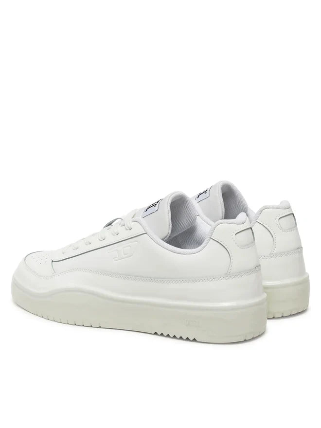 Diesel S-Tracker-D Low-Cut Sneaker: Stylish, Durable, and Comfortable for Everyday Wear