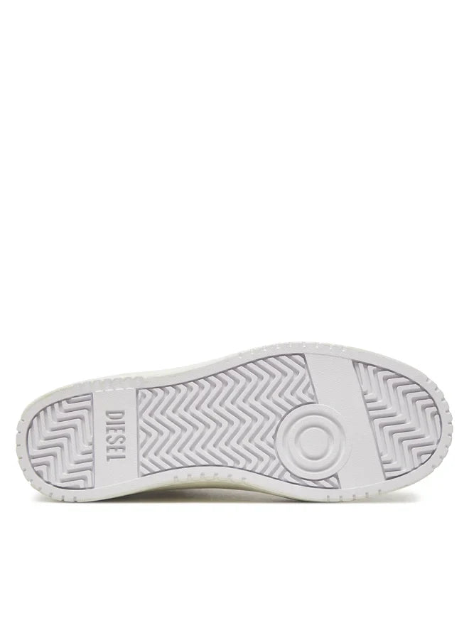 Diesel S-Tracker-D Low-Cut Sneaker: Stylish, Durable, and Comfortable for Everyday Wear