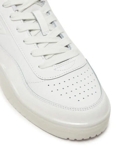 Diesel S-Tracker-D Low-Cut Sneaker: Stylish, Durable, and Comfortable for Everyday Wear