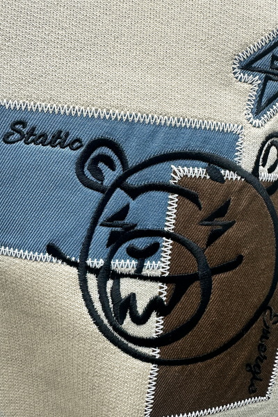Static Energie Heiligen Sweatshirt: Premium Cotton, Embroidered Detail, Ultimate Winter Warmth