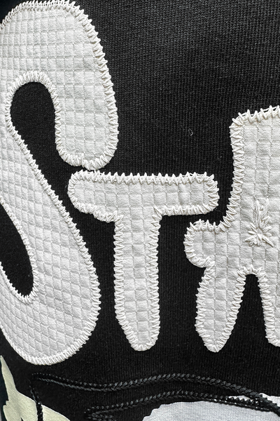 Bregenz Relaxed Fit T-Shirt: Premium Cotton, Oversized Comfort, Graphic Details