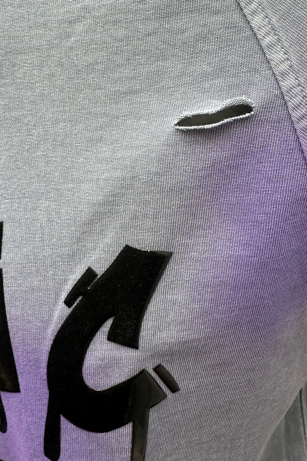 Static Energie Schwarz Relaxed Fit Cotton T-Shirt with Rubberized Detail & Tinted Splashes
