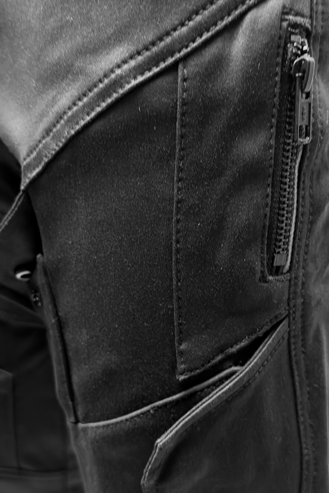 Vialli Ziniomi Morbido-Fit Jean: Premium Cotton Elastane, Stylish Black Denim