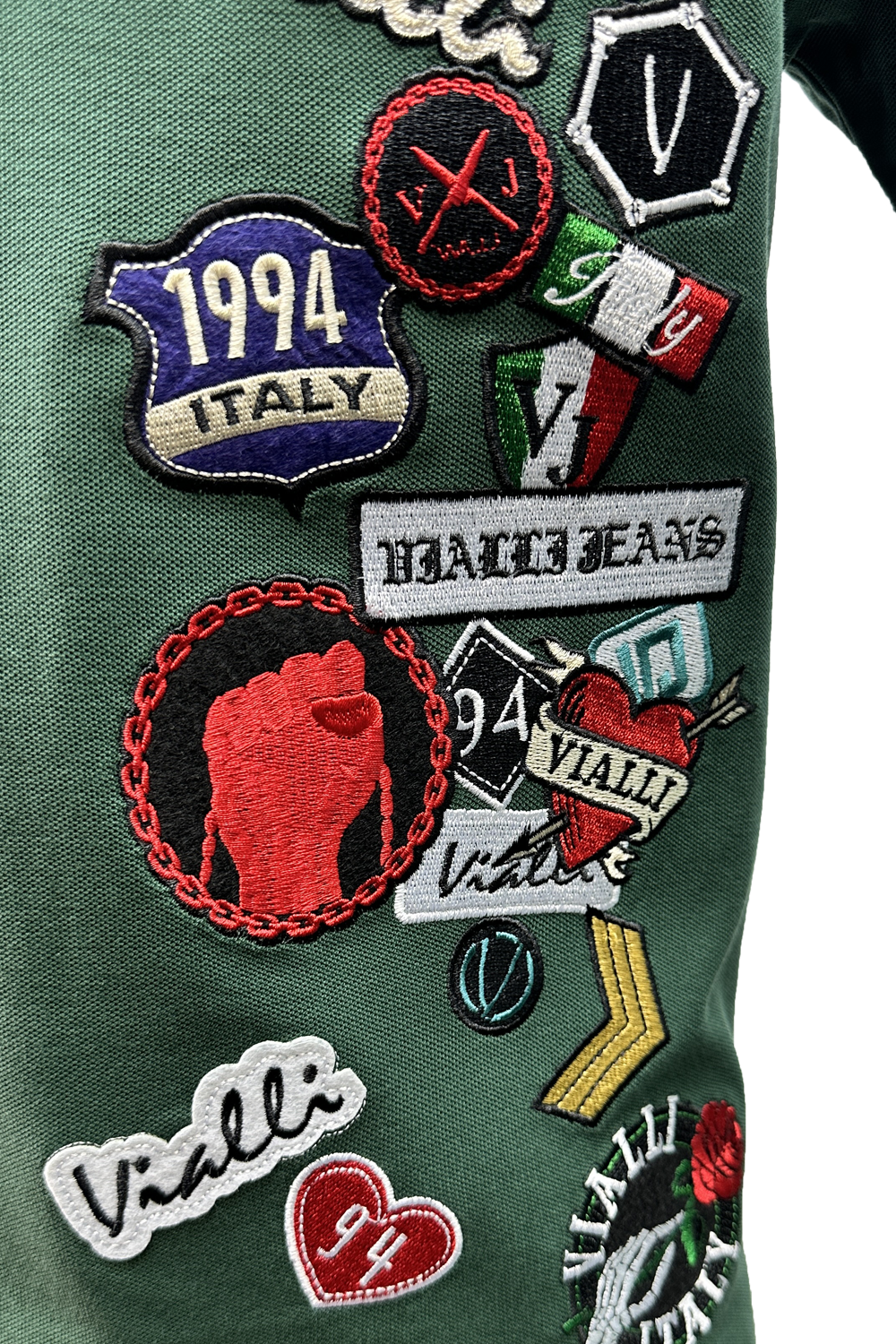 Vialli Kabuci Golfer: Breathable Short Sleeve Collared Shirt with Distinctive Badges