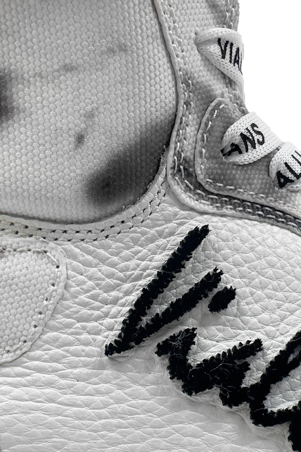 Vialli Gallinari Mid Boot: Sleek Grey Lace-Up Sneaker with Two-Tone Sole