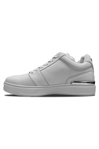Vialli Sylla Classic White Low-Cut Lace-Up Sneakers with Hexagonal Grip Soles