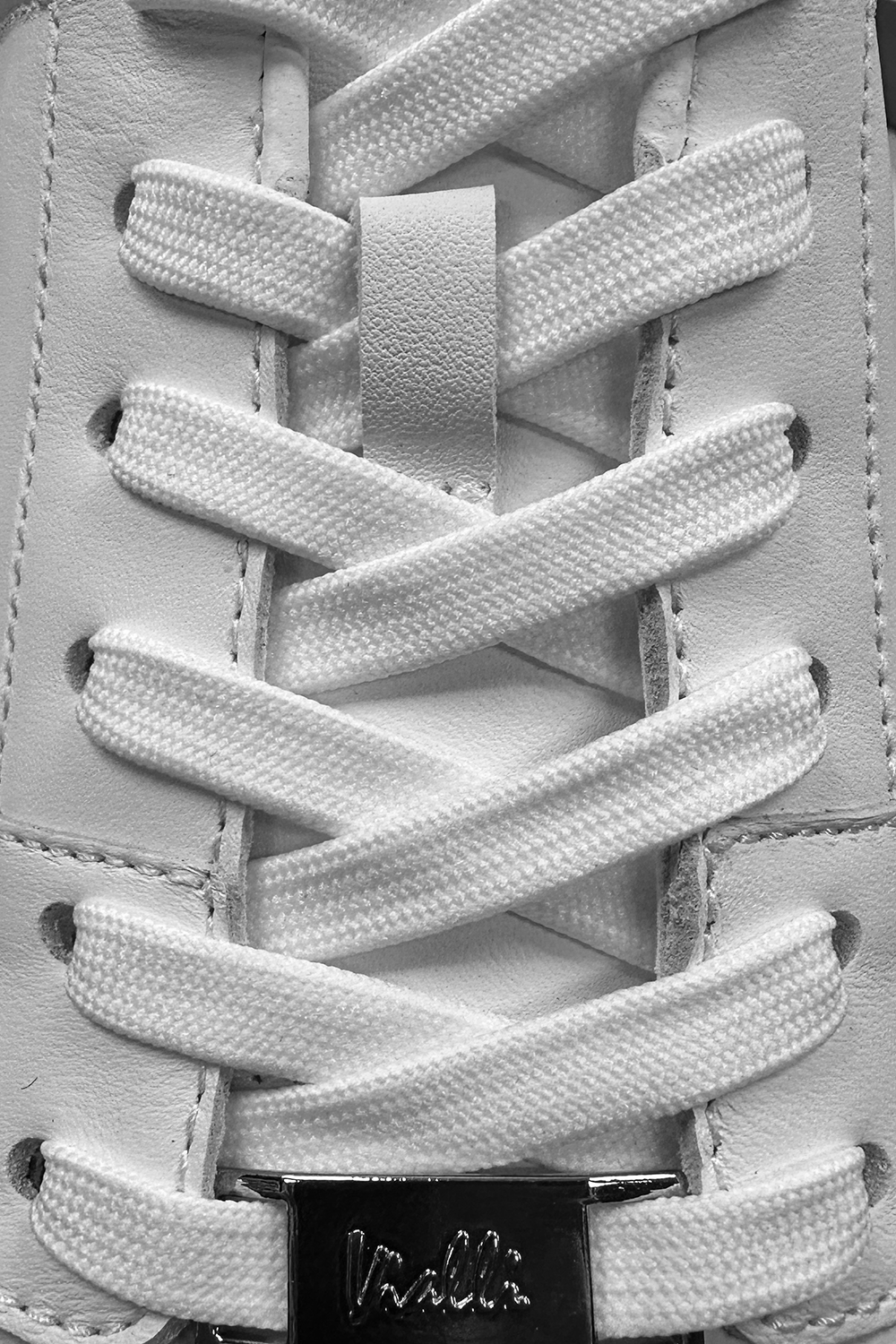 Vialli Sylla Classic White Low-Cut Lace-Up Sneakers with Hexagonal Grip Soles