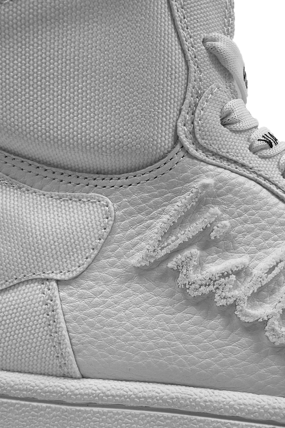 Vialli Gallinari Mid Boot: Sleek White Lace-Up Sneaker with Unique Details